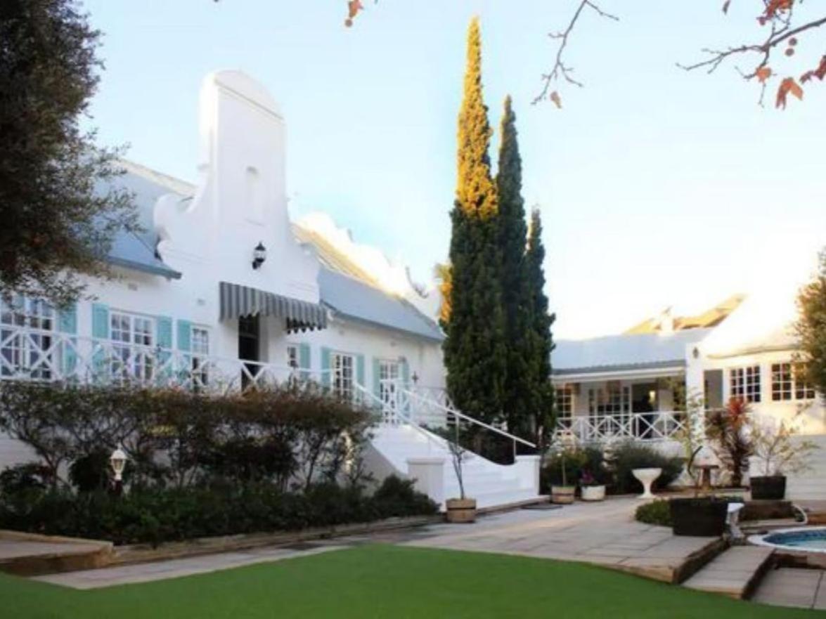 La Belle Guest House Bloemfontein Eksteriør billede